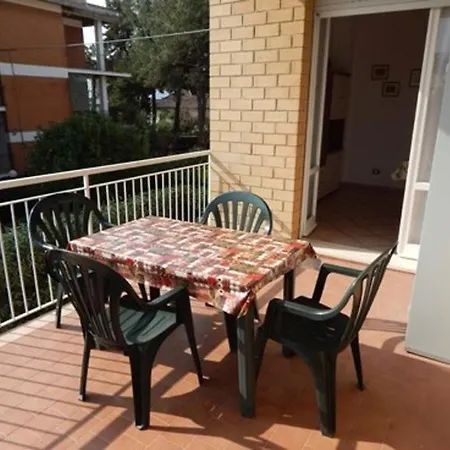 M017 - Marcelli, Trilocale Con Terrazzo A 150 Metri Dal Mare * Marcelli